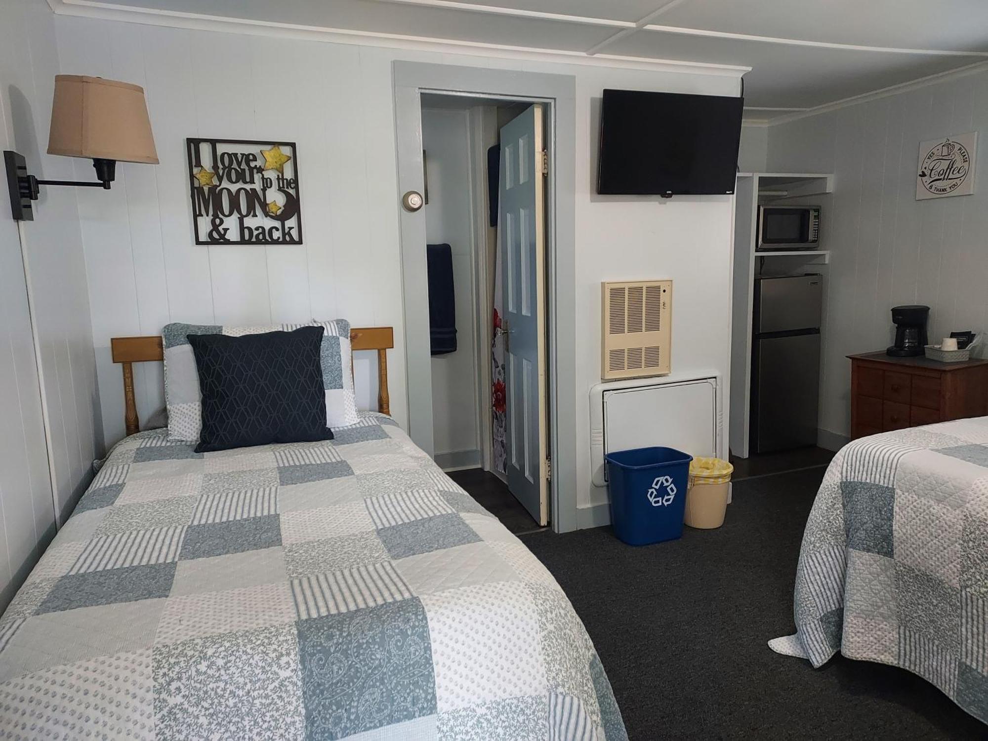 Serenity Motel Shaftsbury Bagian luar foto